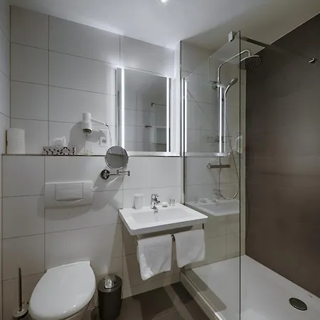 Townhouse 3*