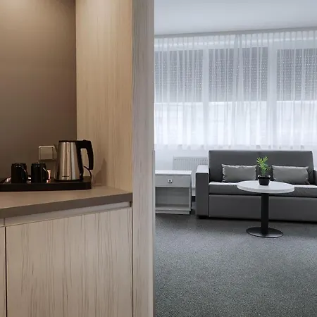 Townhouse Hotel